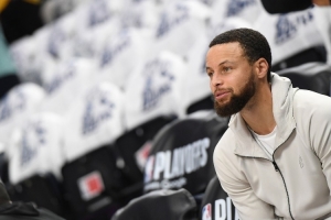 马健：库里这状态打20个赛季都没问题 健康的勇士很有机会打西决