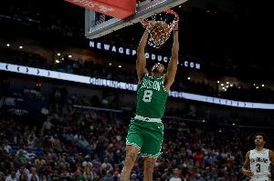 马祖拉谈米诺特先发：对手侧翼较多 他能防多个位置防费尔斯很棒