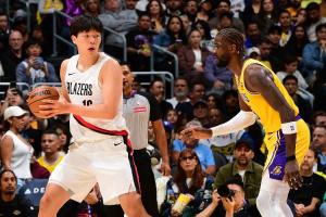 杨瀚森接下来怎么轮换？队记：球队想帮他积累经验不想打击他自信