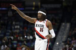 战爵士三高！开拓者伤病报告：罗威在G联盟缺阵 塞布尔出战存疑